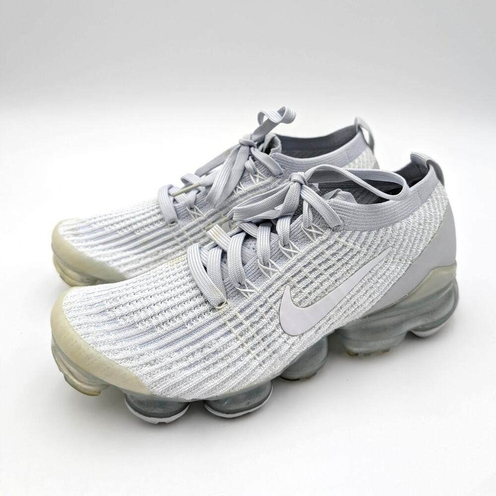 Nike Air VaporMax Flyknit 3 Sneakers Womens White/Pure Platinum Size US9 EU40.5